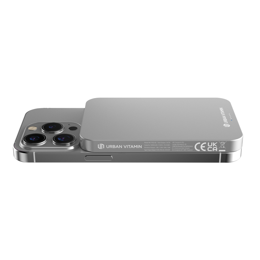 Urban Vitamin Richmond 5000mAh Powerbank aus RCS Plastik/Alu, silber