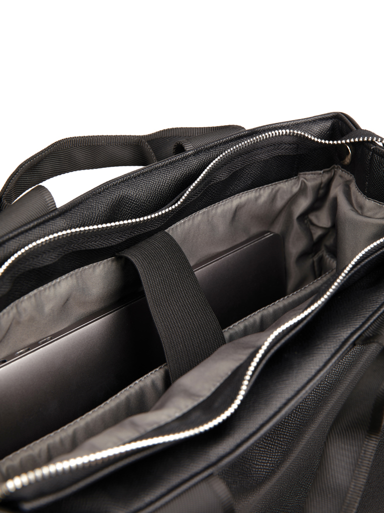VINGA Bermond Rucksack aus RCS recyceltem PU, schwarz