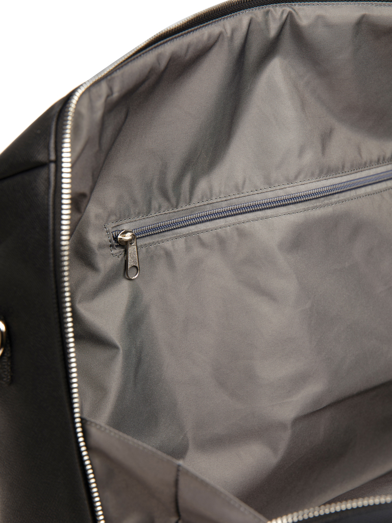 VINGA Bermond Wochenendtasche aus RCS recyceltem PU, schwarz