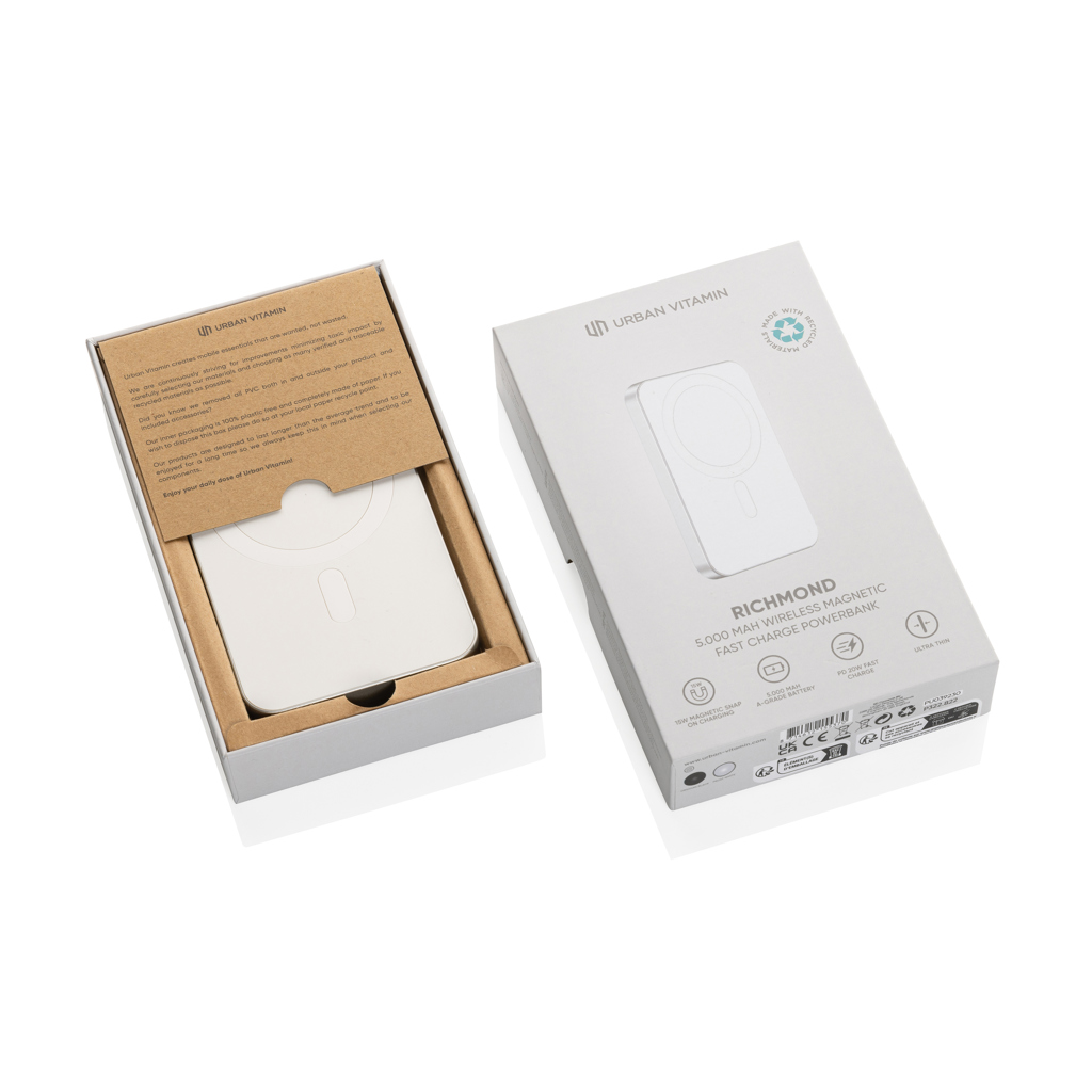Urban Vitamin Richmond 5000mAh Powerbank aus RCS Plastik/Alu, silber
