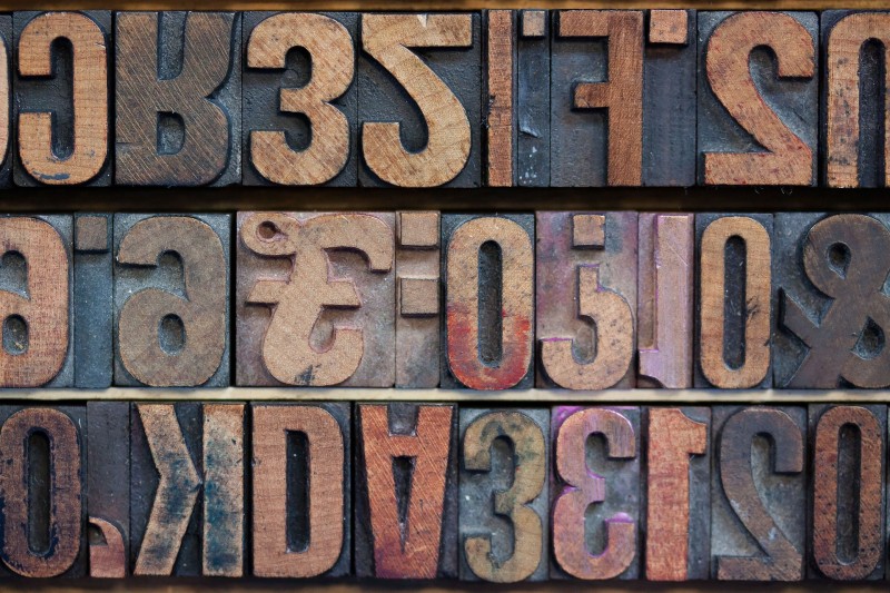 Buchstaben-Holz_800x800
